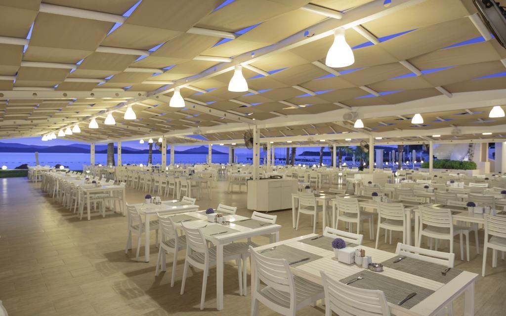 Cocos The Club Hotel Ортакент Екстериор снимка