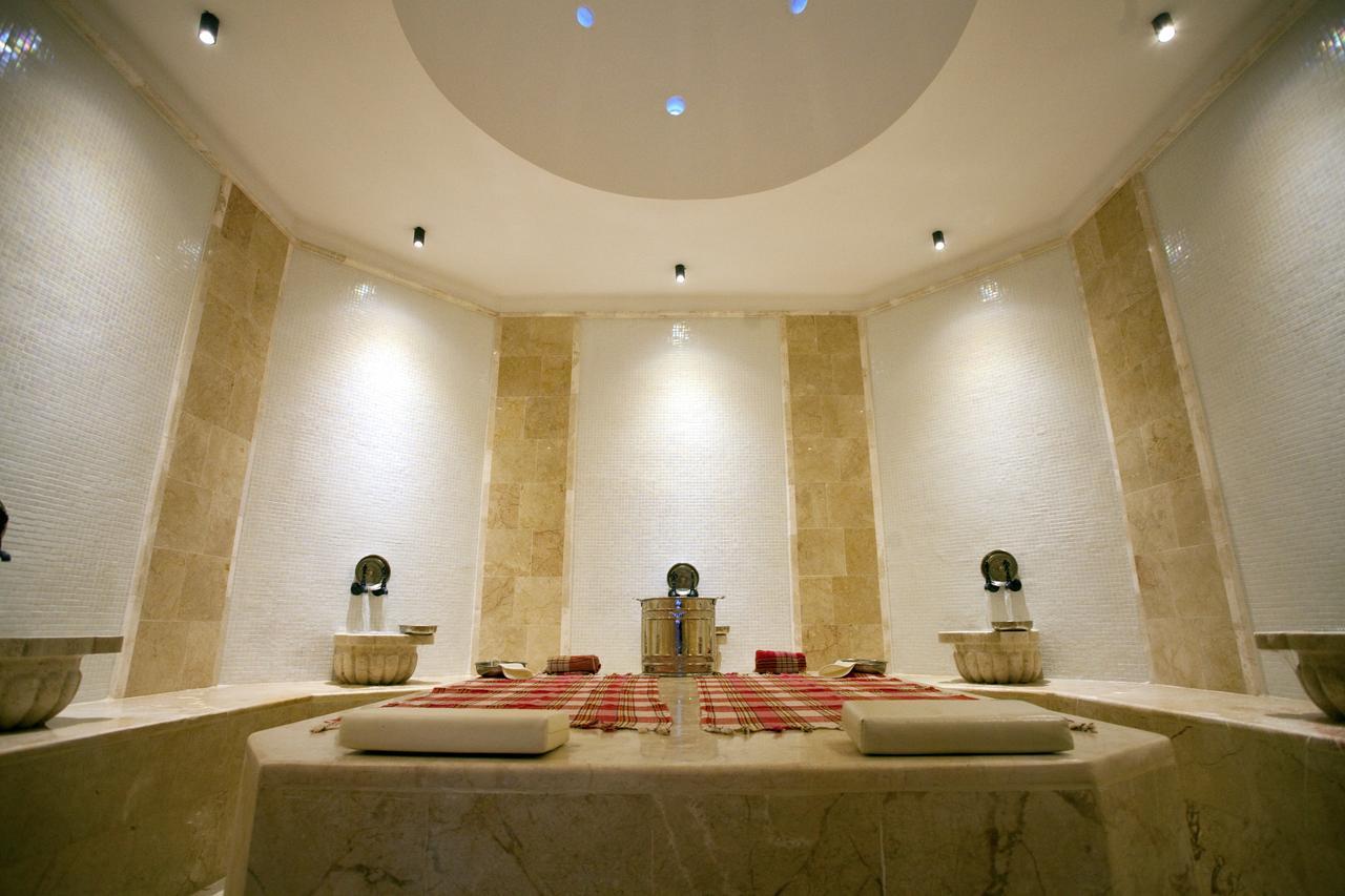 Cocos The Club Hotel Ортакент Екстериор снимка